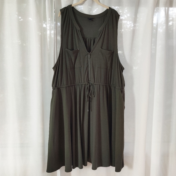 Torrid Olive Green Jersey Zip Front Drawstring Knee Length Dress Stretchy Size 5 - Picture 2 of 8